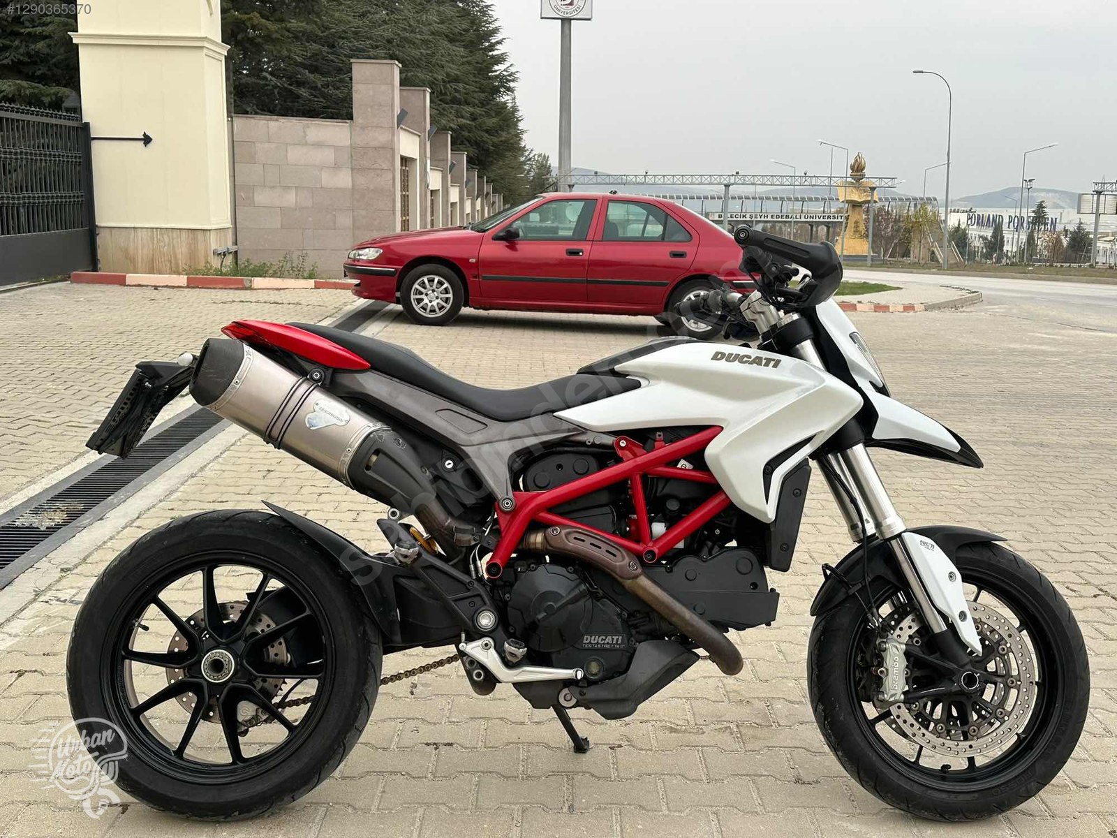 Ducati Hypermotard 821 foto 4